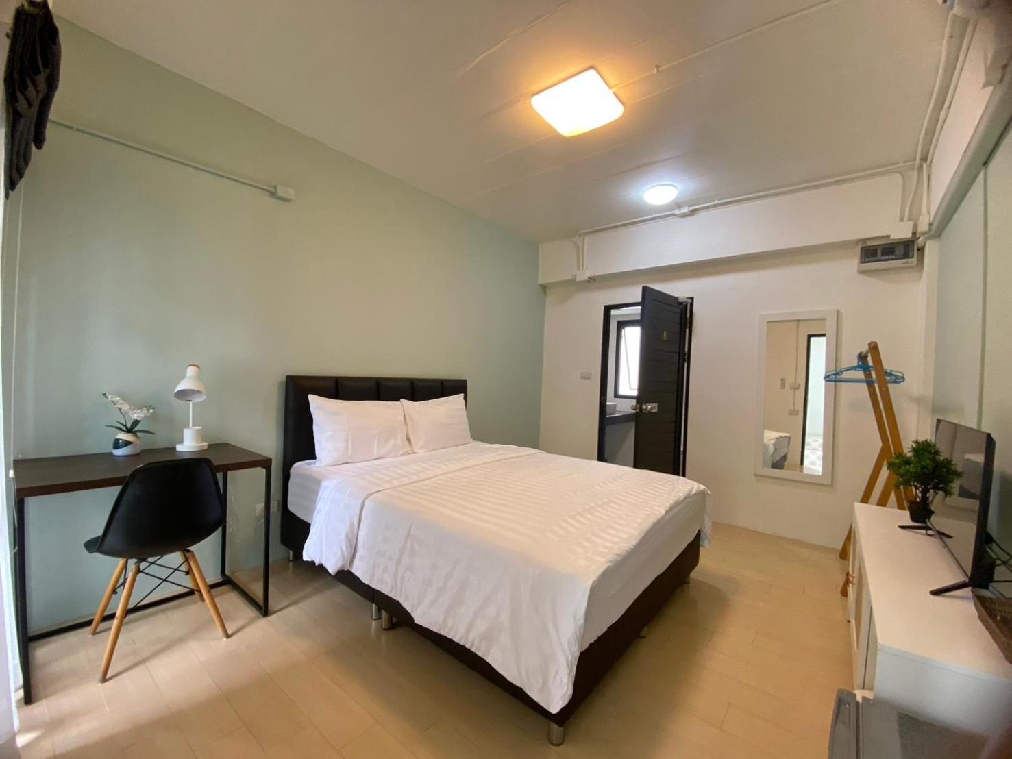 Auberge de jeunesse Baan Ploy In (Adults Only) à Chiang Mai Extérieur photo