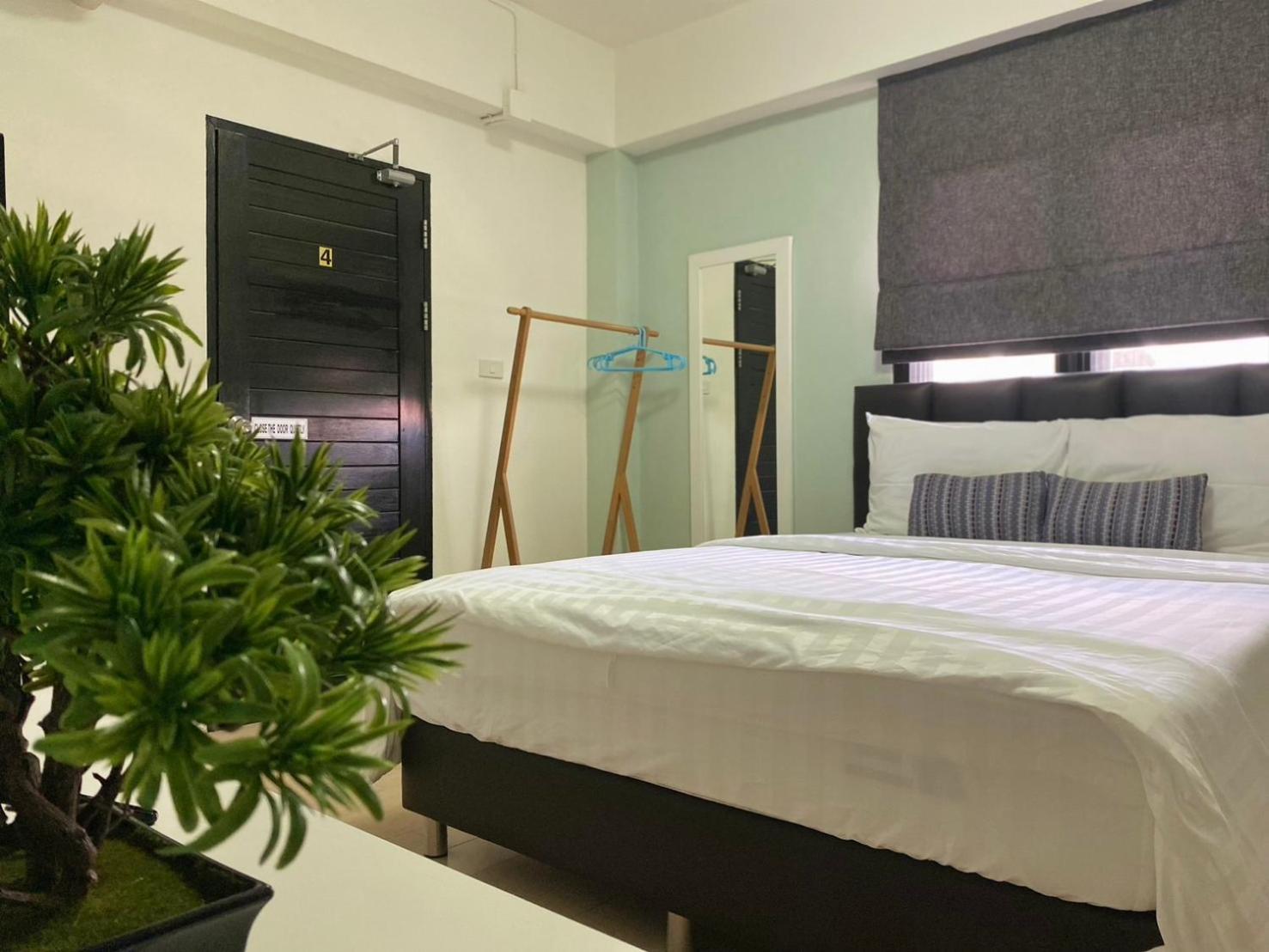 Auberge de jeunesse Baan Ploy In (Adults Only) à Chiang Mai Extérieur photo